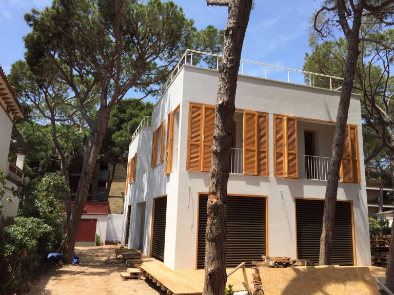 casa-Castelldefels-House-Habitat-768x576.jpg